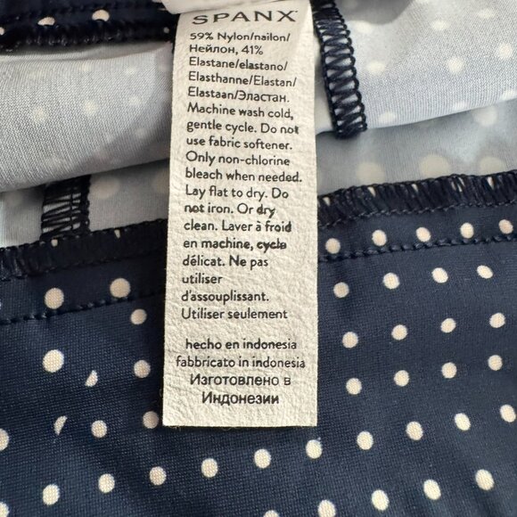 Spanx Sunshine Shorts Womens Medium Blue Polka Dot Stretch Pull On‎ SS-1934 - Picture 6 of 7
